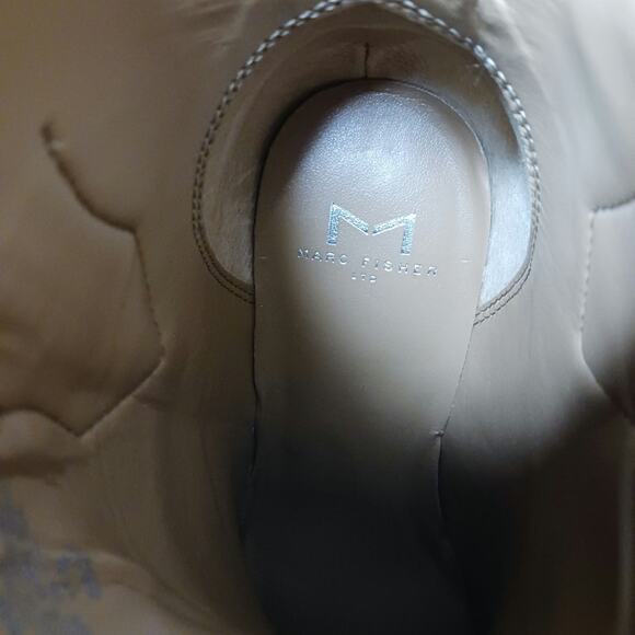 Marc Fisher Gona western Bootie, Leather upper, Women's size 8M - Picture 12 of 12